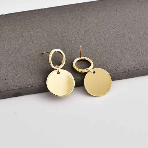 **MESSIAH* Gold Simple Round Style Fashion Earrings - Picture 2 of 7